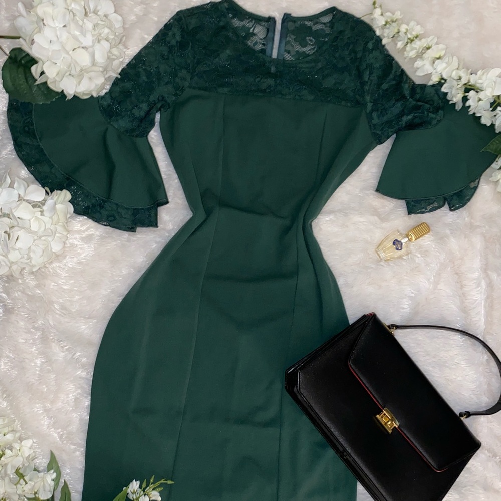 Beautiful olive green dress, size M